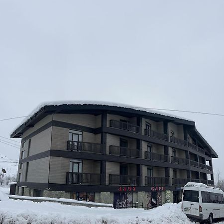 Hotel Qumli 구다우리 외부 사진