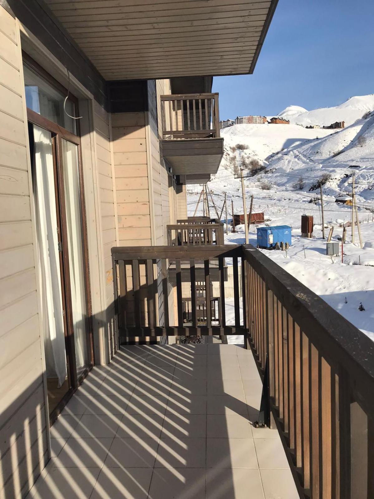 Hotel Qumli 구다우리 외부 사진