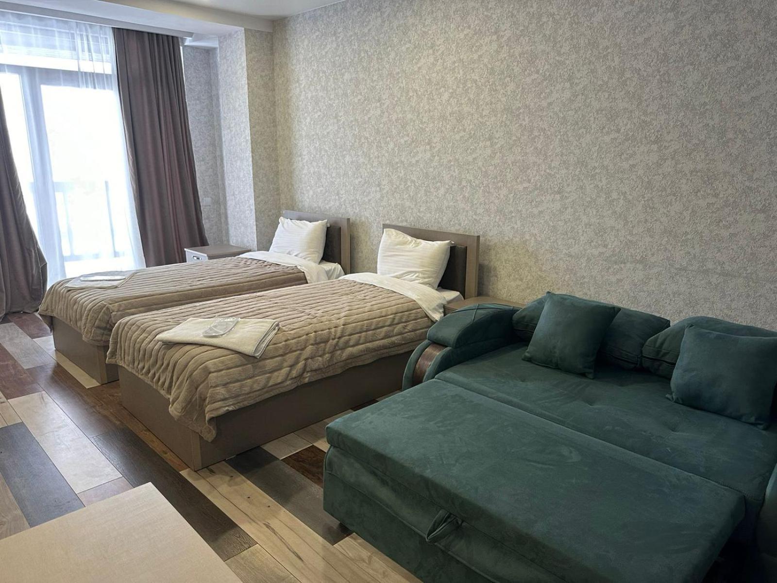 Hotel Qumli 구다우리 외부 사진