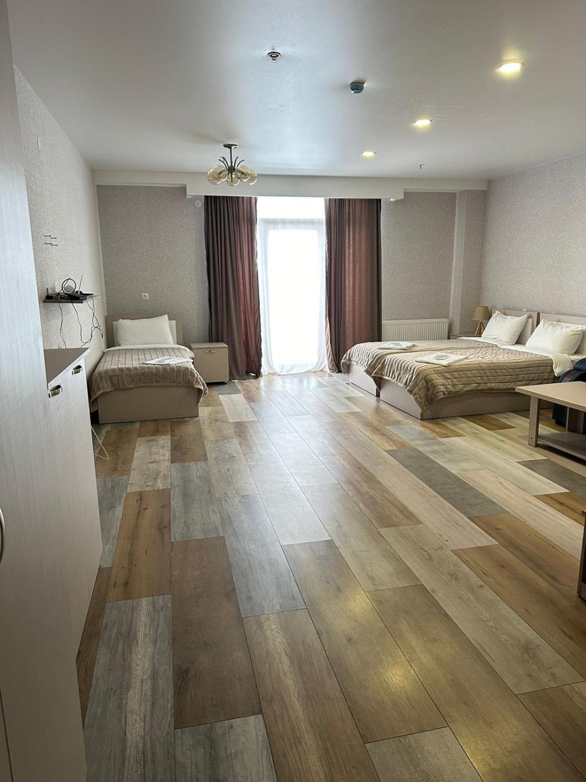 Hotel Qumli 구다우리 외부 사진