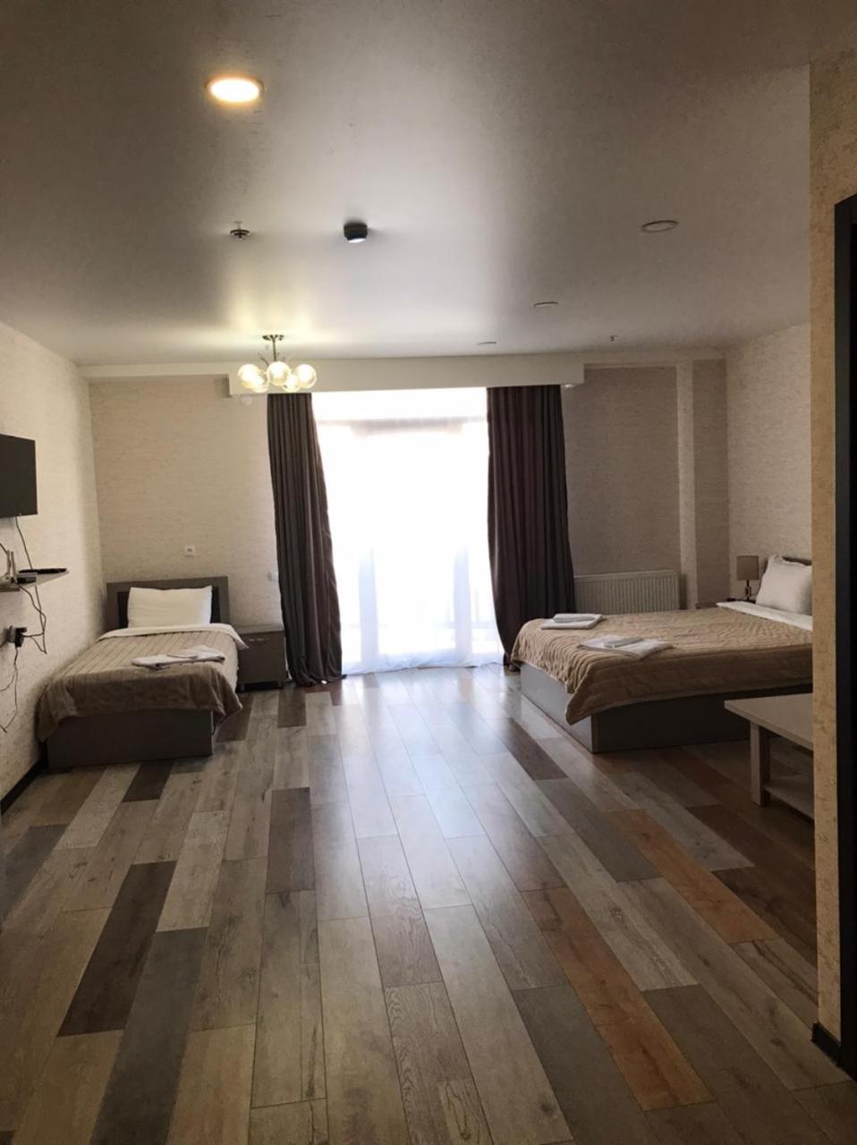 Hotel Qumli 구다우리 외부 사진