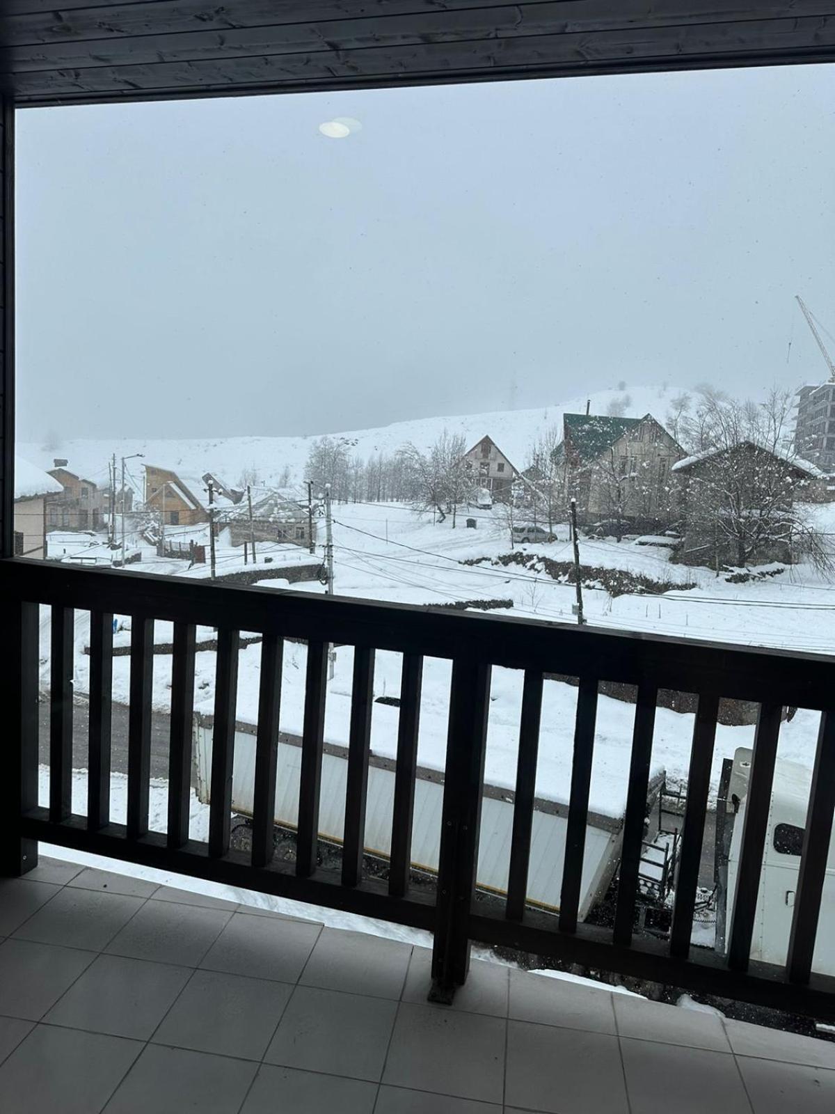 Hotel Qumli 구다우리 외부 사진