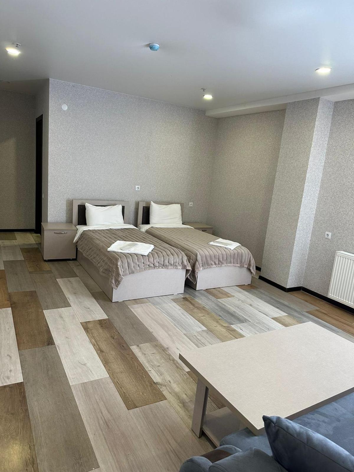 Hotel Qumli 구다우리 외부 사진
