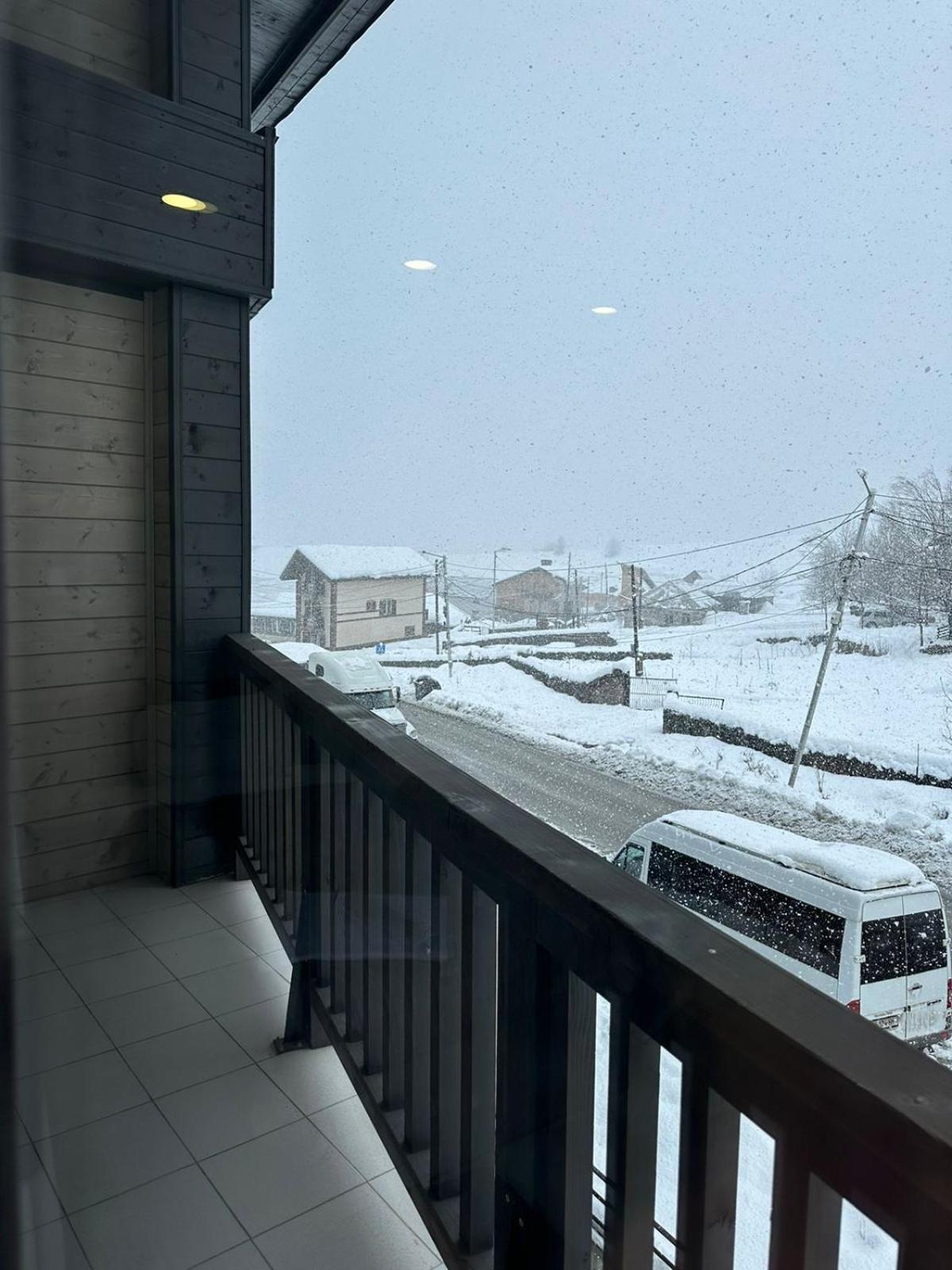Hotel Qumli 구다우리 외부 사진